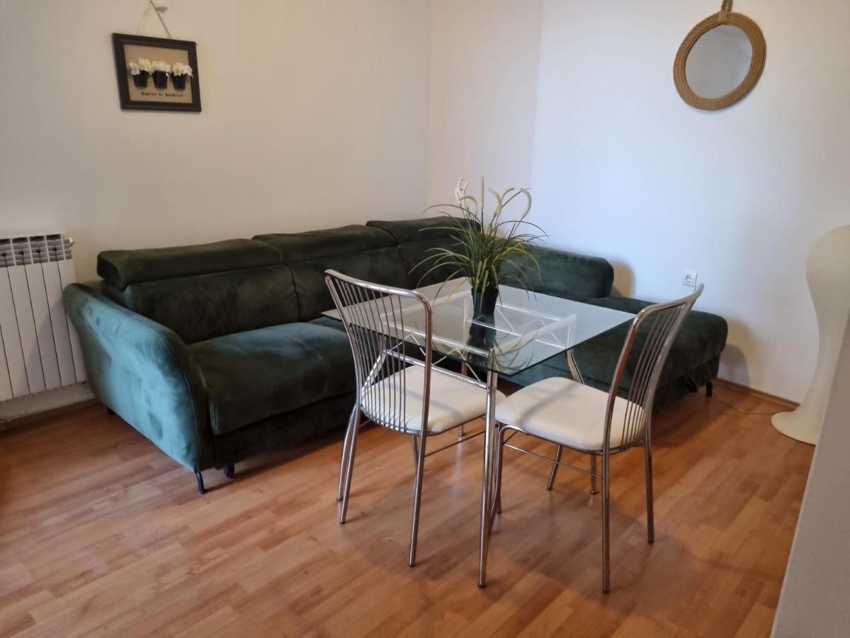 Moro Vrbnik 2 Apartment Luaran gambar